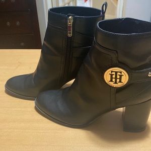 Tommy Hilfiger boots size 8